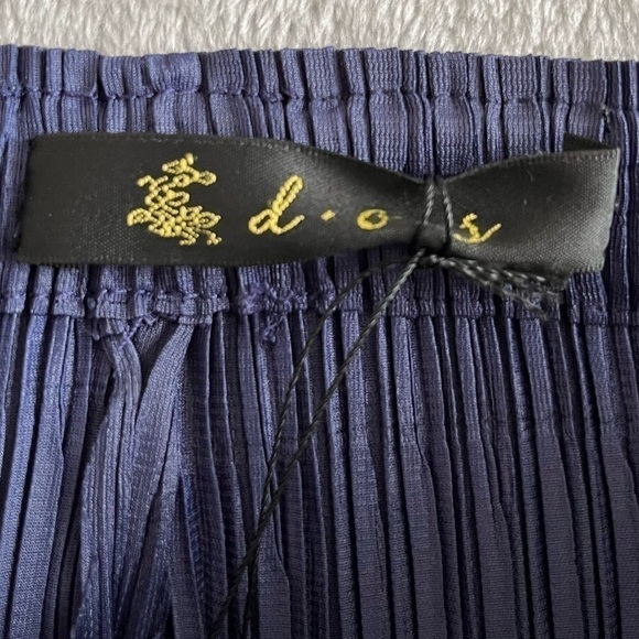 NAVY blue High-Waisted Pleated Trouser size M - Picture 7 of 7